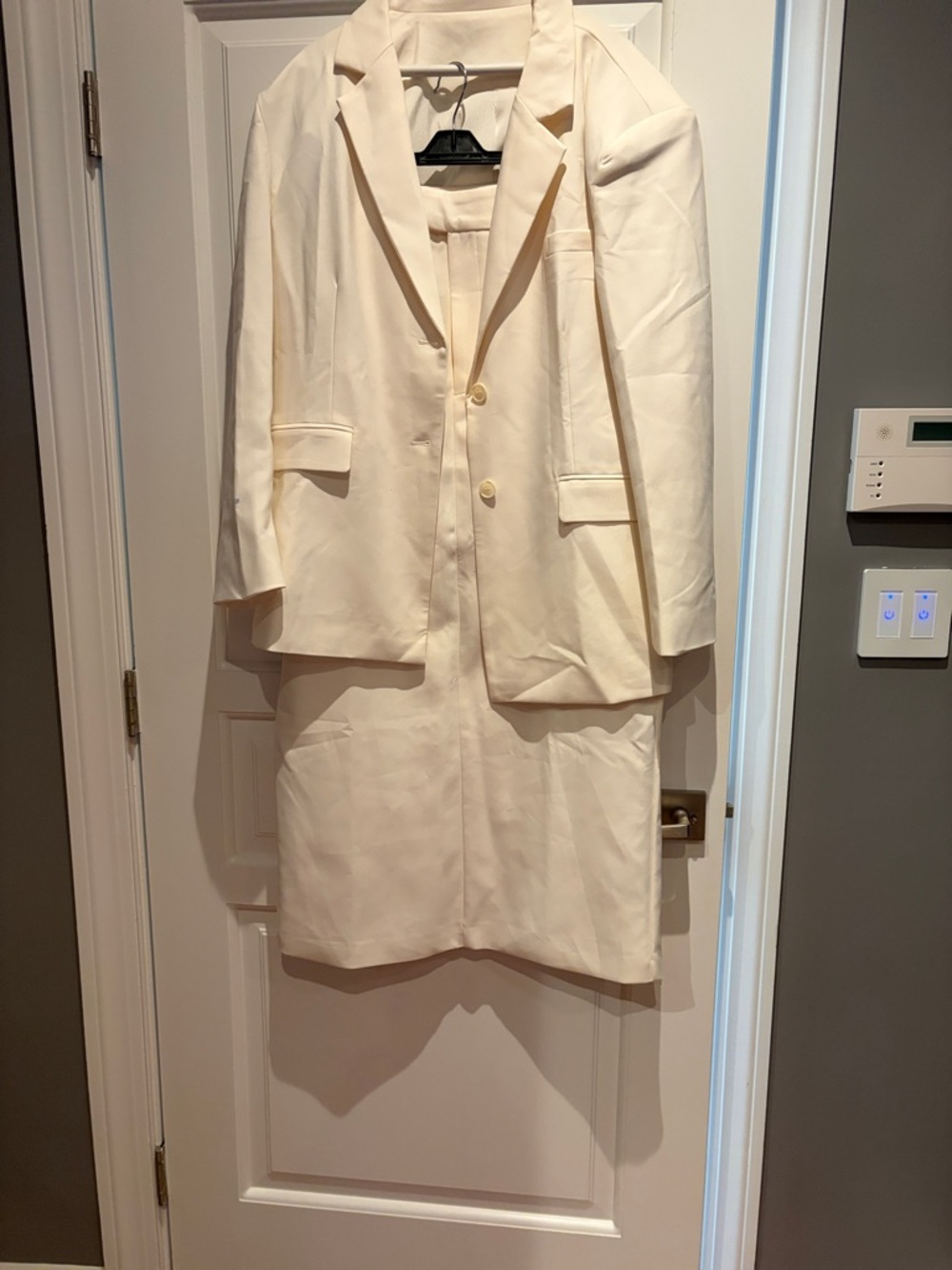 Cream Midi Pencil Skirt Set -Classic Tailored Style